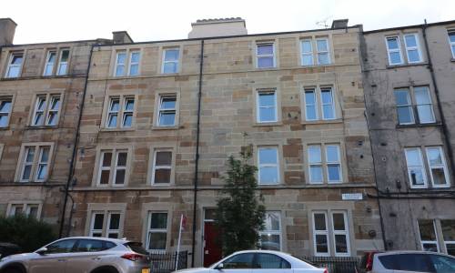 15 Caledonian Crescent